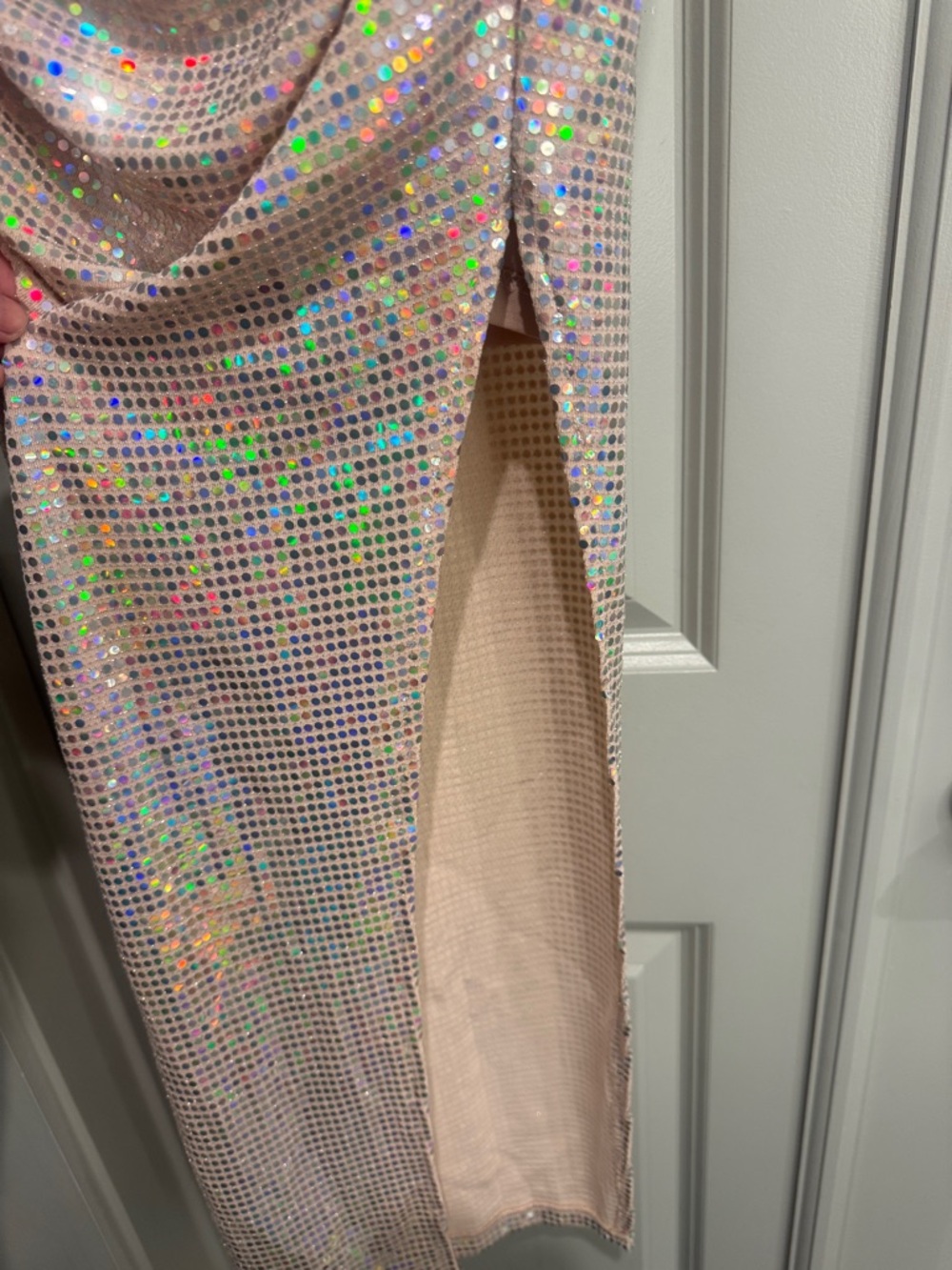 Selfie Leslie Iridescent Pink Sequin Midi Dress - Picture 5 of 6